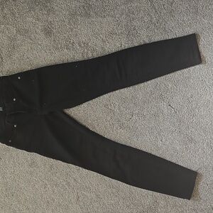NWOT Gap Black Curvy True Skinny Jeans